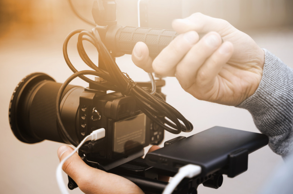Mastering the Lens: Videography Courses for Aspiring Filmmakers